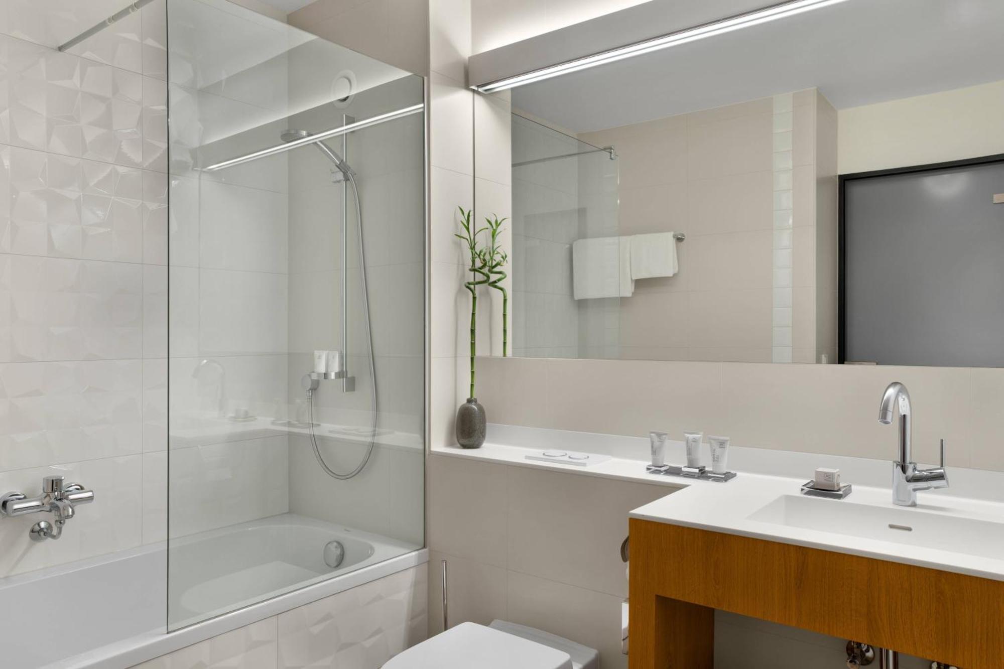 Ac Hotel By Marriott Innsbruck Esterno foto