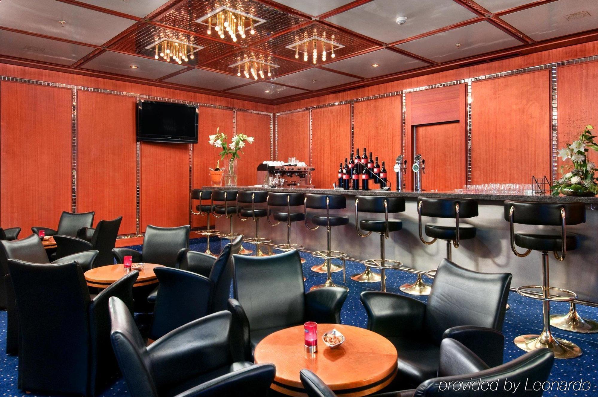 Ac Hotel By Marriott Innsbruck Esterno foto